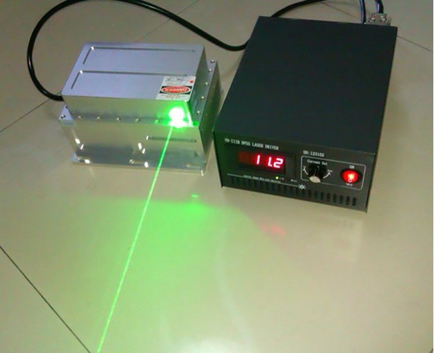532nm 10W 绿光 激光模组/自动冷却/高功率绿光DPSS激光器